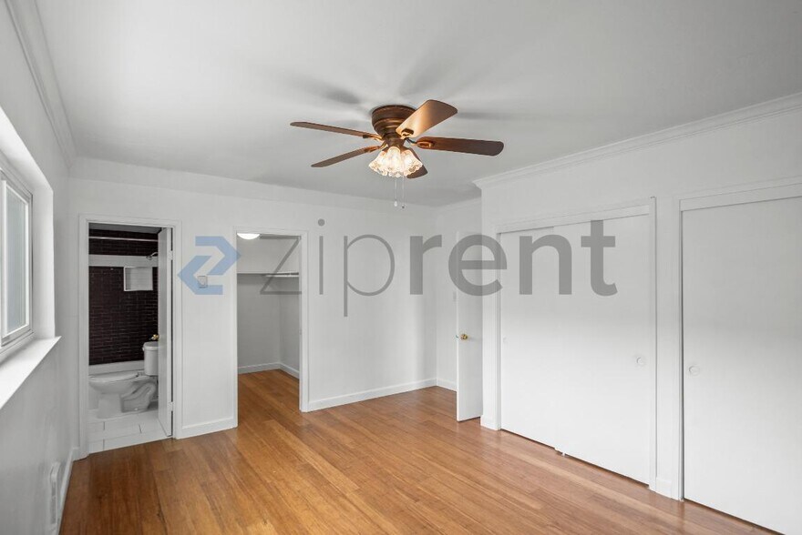 Building Photo - 22814 Kings Ct
