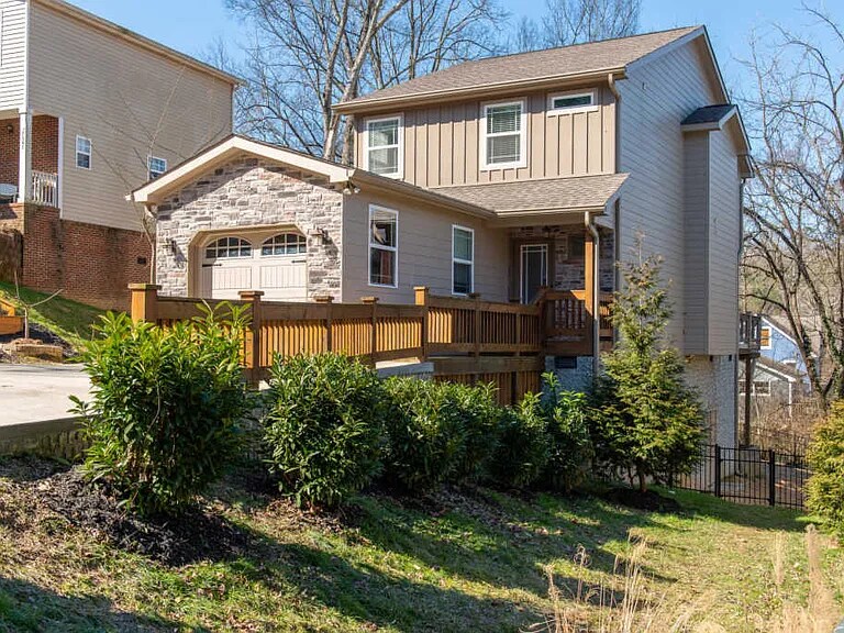 Primary Photo - 1151 Coker Cir