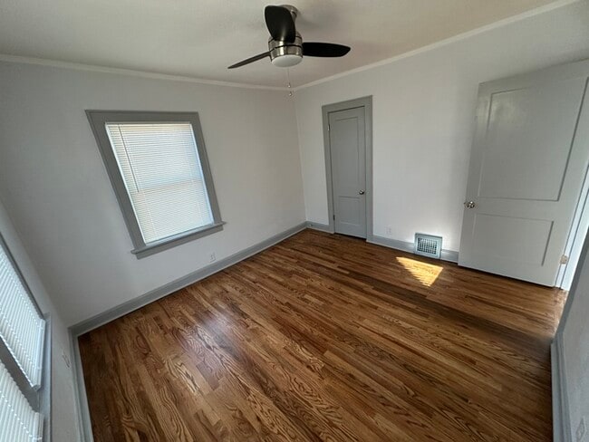 Building Photo - 5414 Brooklyn Ave