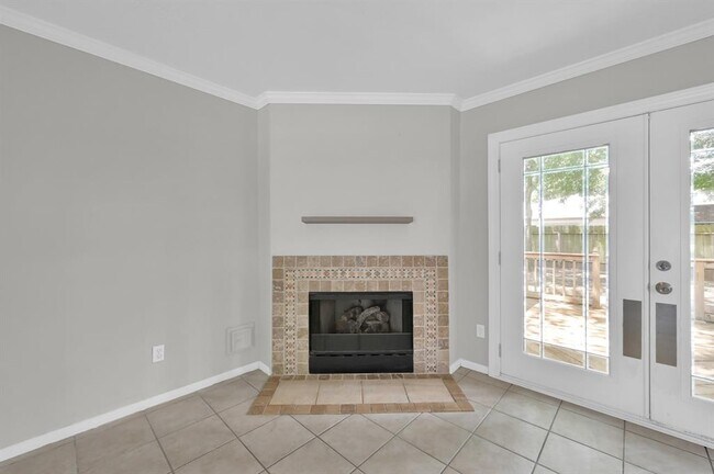 Building Photo - 28903 Atherstone St