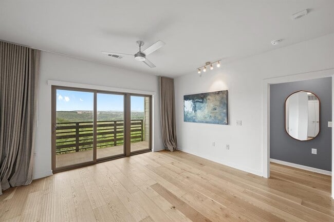 Building Photo - 3600 S Lamar Blvd