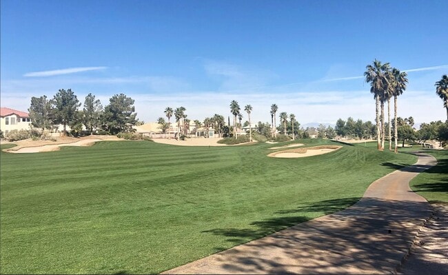 Building Photo - LUXURY LIVING • GOLF COURSE VIEW • GUARD-GATED COMMUNITY