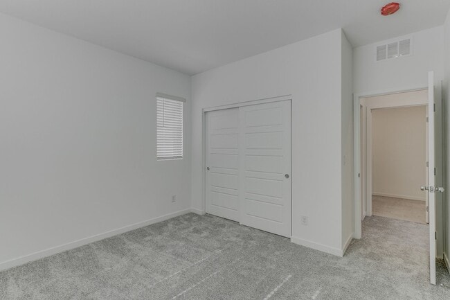 Building Photo - Dream Home in Cadence with Private Balcony & Modern Style!