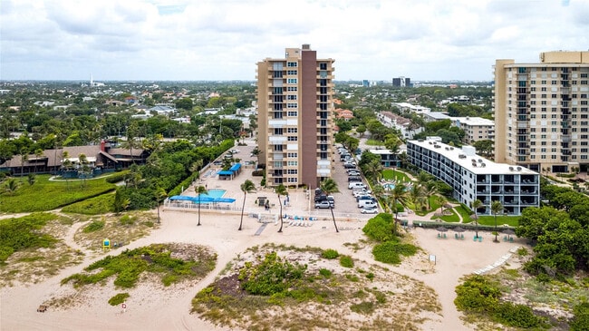 Building Photo - 2000 S Ocean Blvd