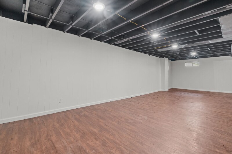 Building Photo - 1392 Langholm Dr