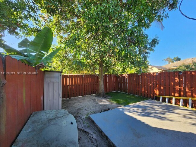 Building Photo - 7446 NW 34th St