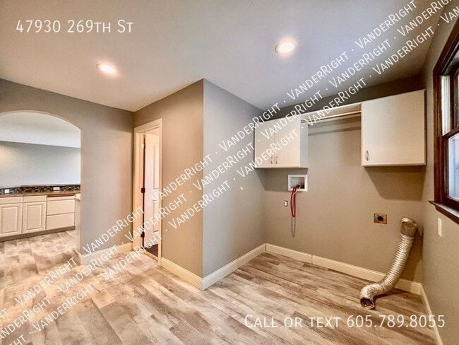 Building Photo - 47930 269th St