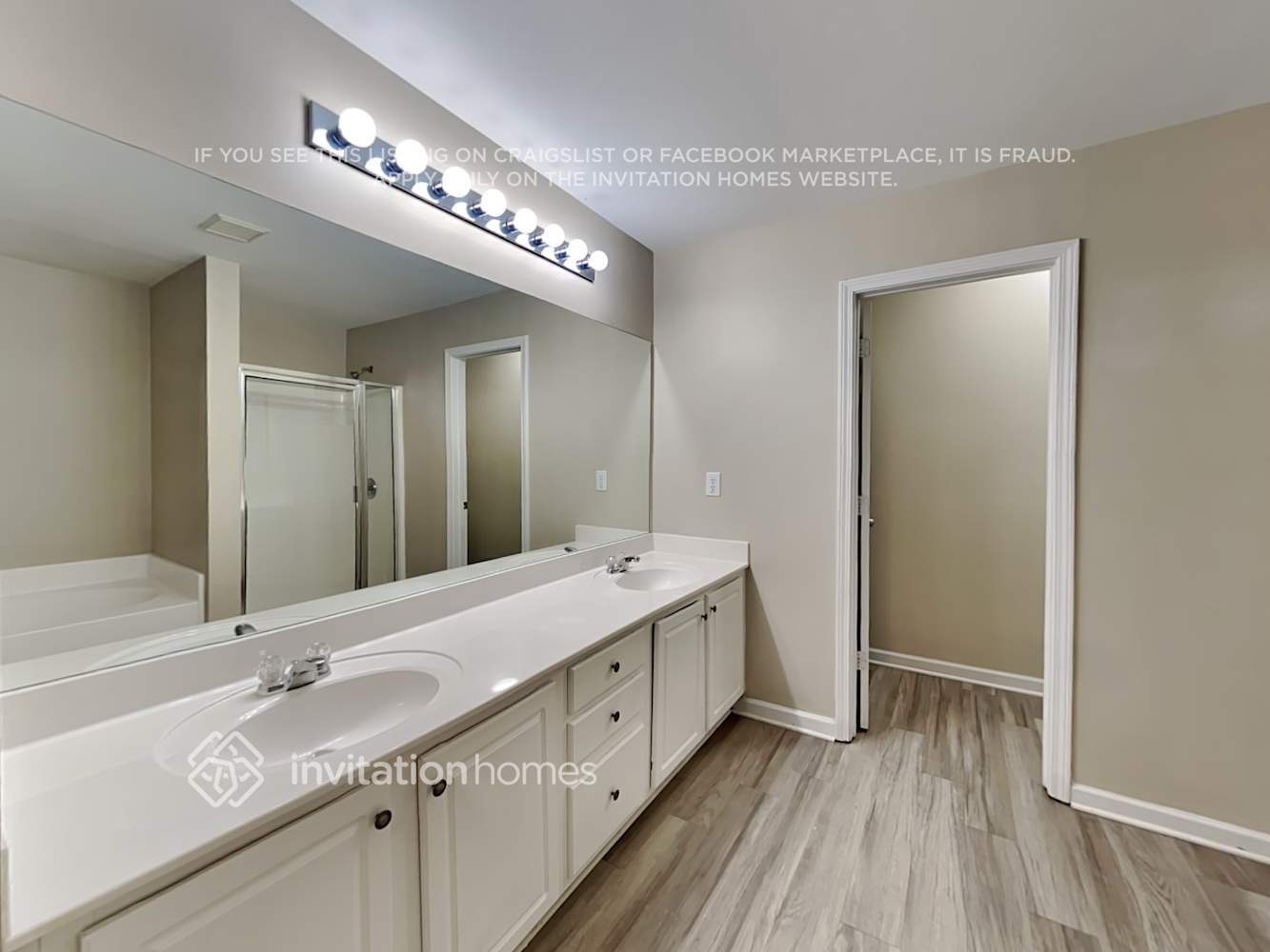 Building Photo - 4328 Savannah Dr