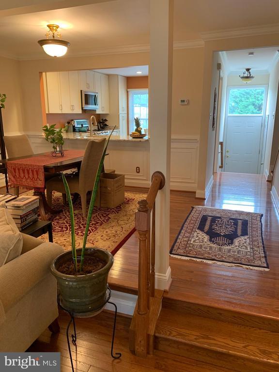 Building Photo - 9630 Sutton Green Ct