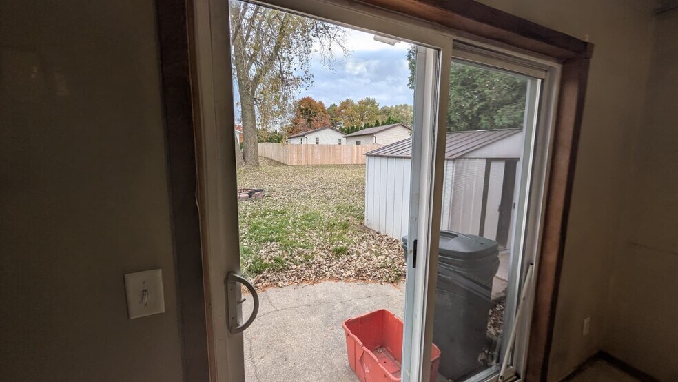 Building Photo - 3711 Mangin St