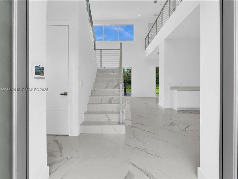 Building Photo - 16644 Botaniko Dr N