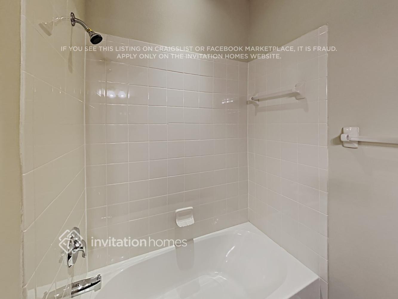 Building Photo - 11237 82nd St E