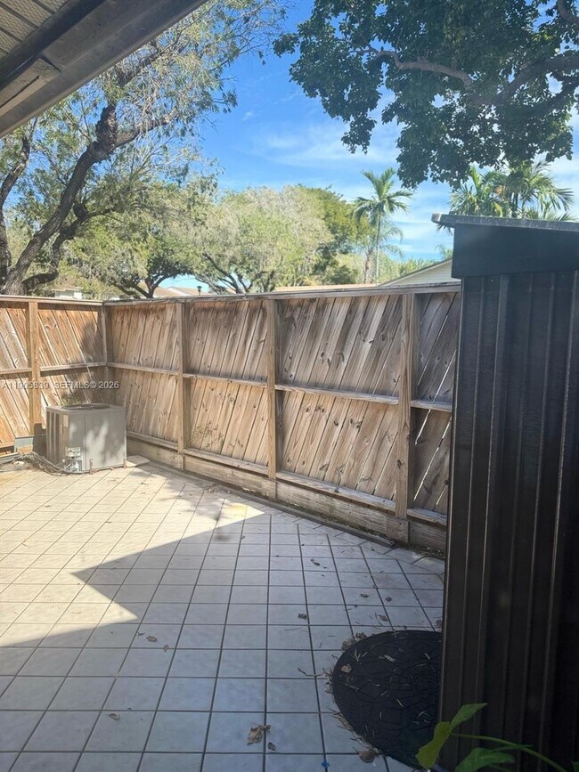 Building Photo - 3637 NW 99th Terrace