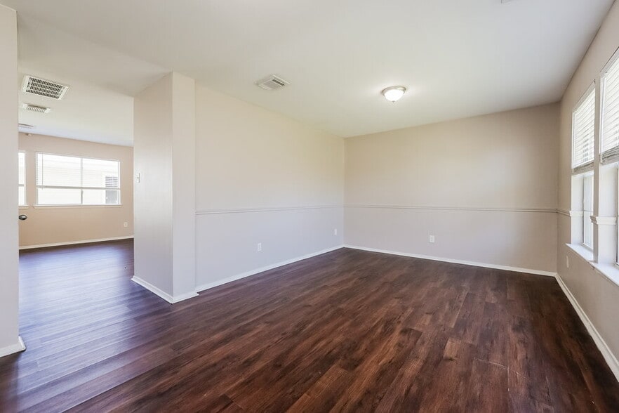 Building Photo - 1043 Verde Trails Dr