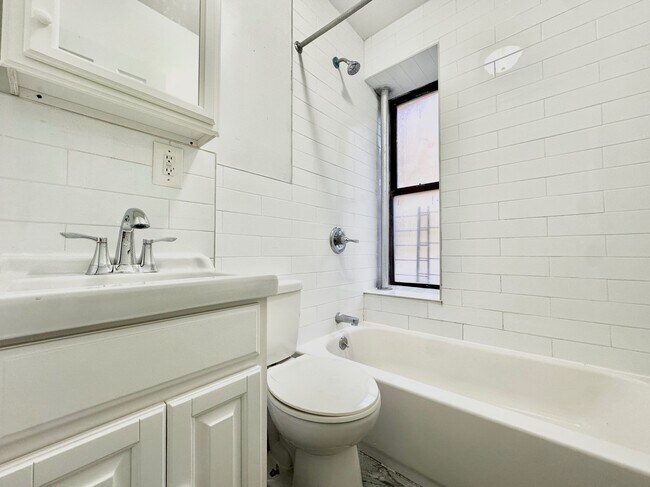 Floorplan - 24 Thayer Street