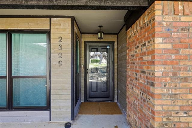 Building Photo - 2829 Harvest Hill Dr