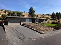 Building Photo - 1125 Tamera Dr