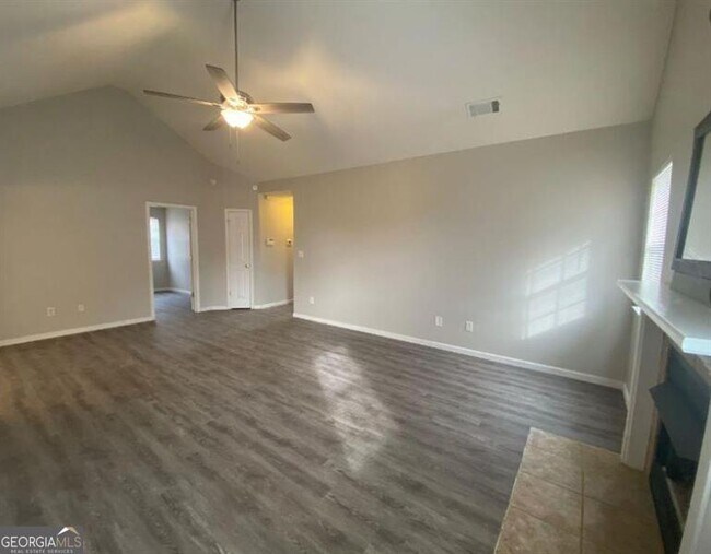 Building Photo - 230 Stirling Bridge Dr