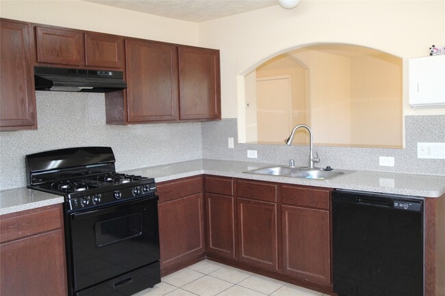 Building Photo - 5707 Saluda Creek Ln
