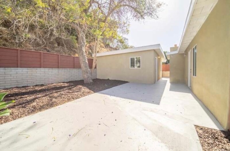 Building Photo - 6145 Streamview Dr