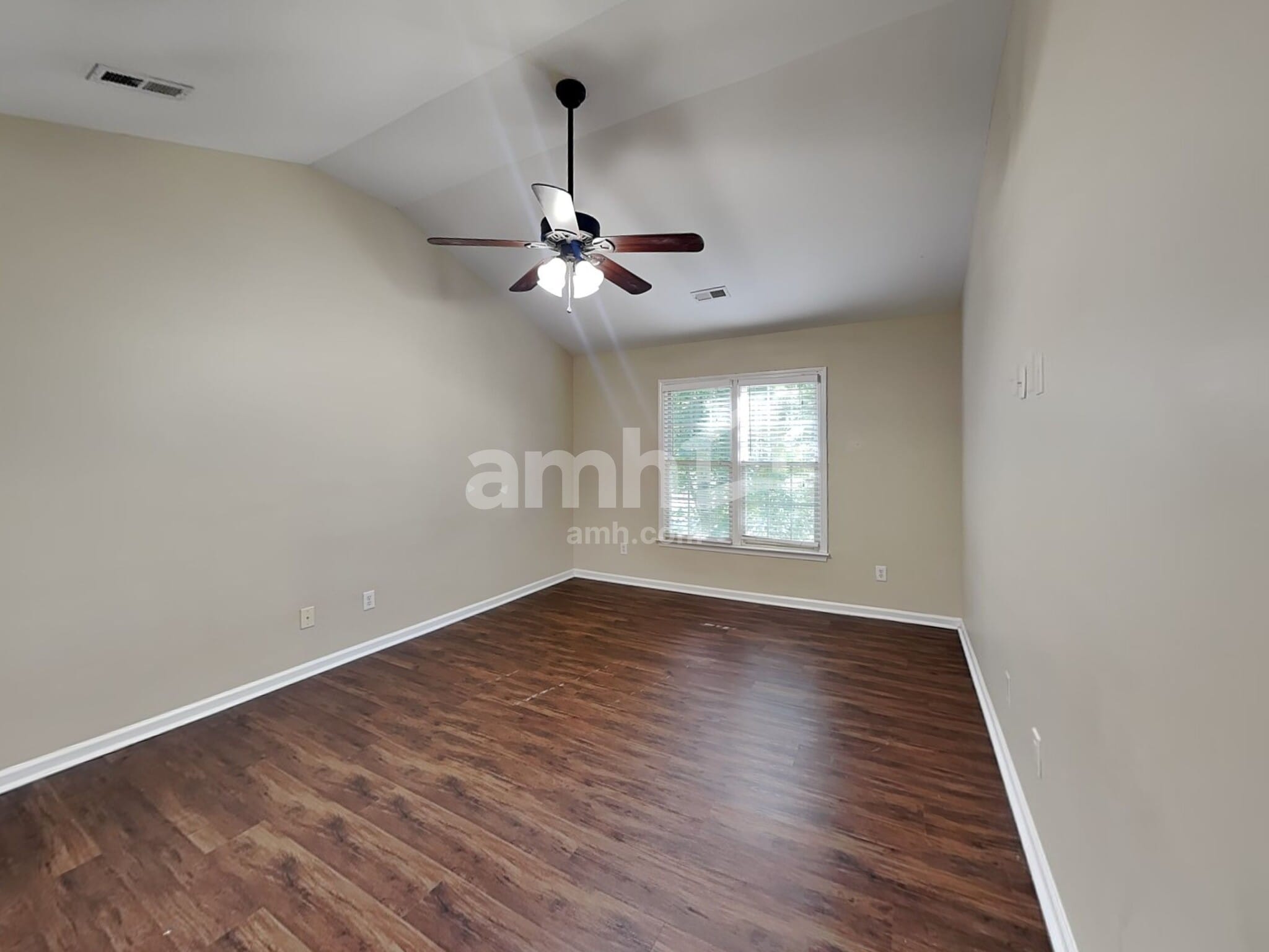 Building Photo - 10105 Grimbsy Ct