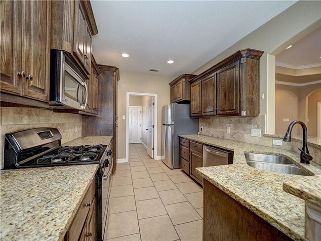 Building Photo - 4 BD 2BTH house in Flour Bluff