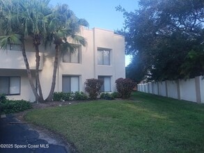 Building Photo - 200 International Dr