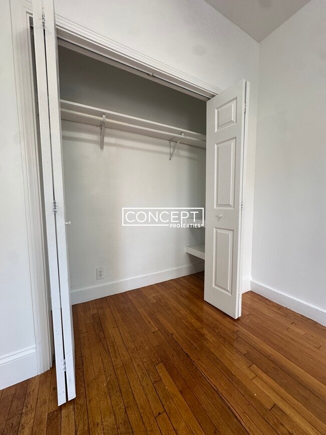 Building Photo - 149A Park Dr. Unit 12