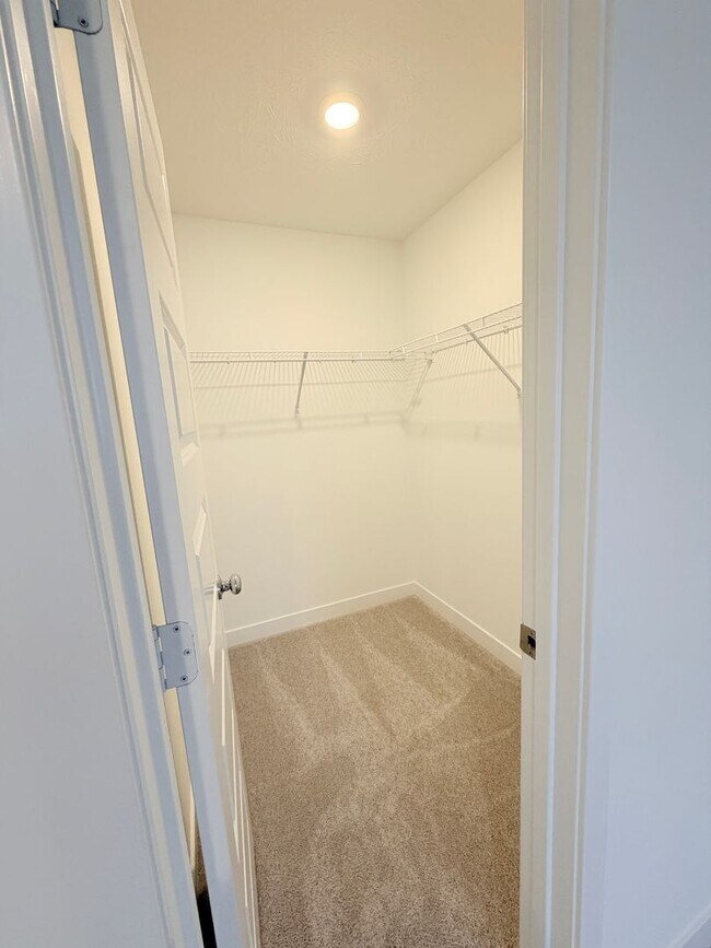 Building Photo - 7615 Marin Pkwy