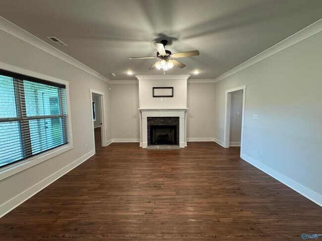Building Photo - 103 Parvin Way Dr