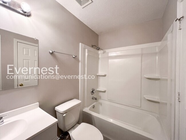 Building Photo - 3914 Santa Fe Loop