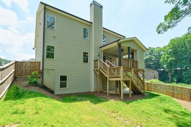 Building Photo - 1317 Winfair Ln NE