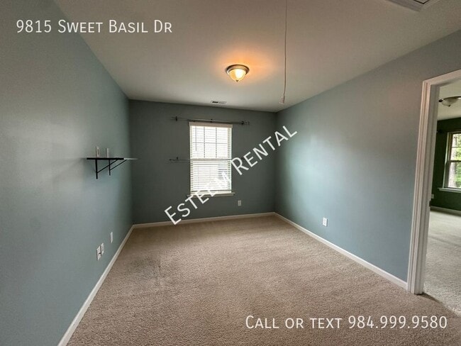 Building Photo - 9815 Sweet Basil Dr