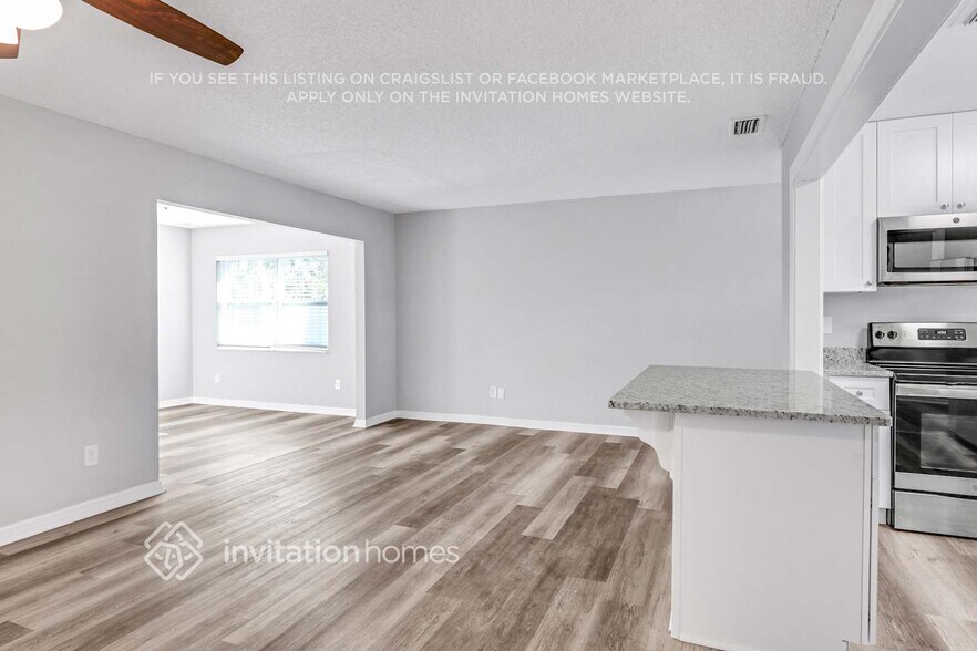 Building Photo - 4457 Chamber Ct