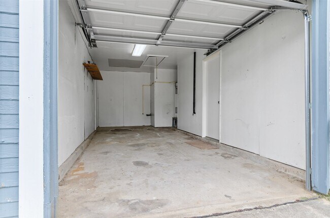 Building Photo - 24206 Running Iron Dr