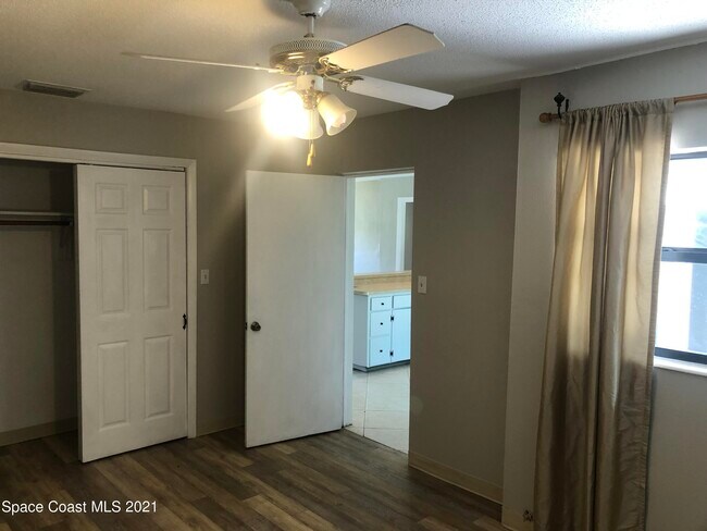 Building Photo - 760 Unity Dr
