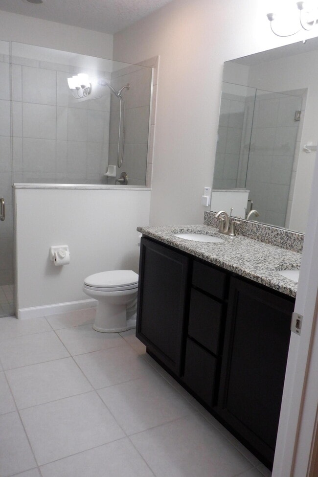 Building Photo - 91 Redondo Dr