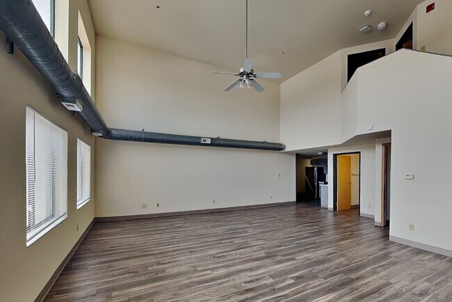 Building Photo - 200 Stanton Ave
