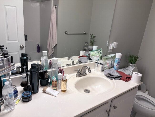 Building Photo - 5724 Clearbay Ln