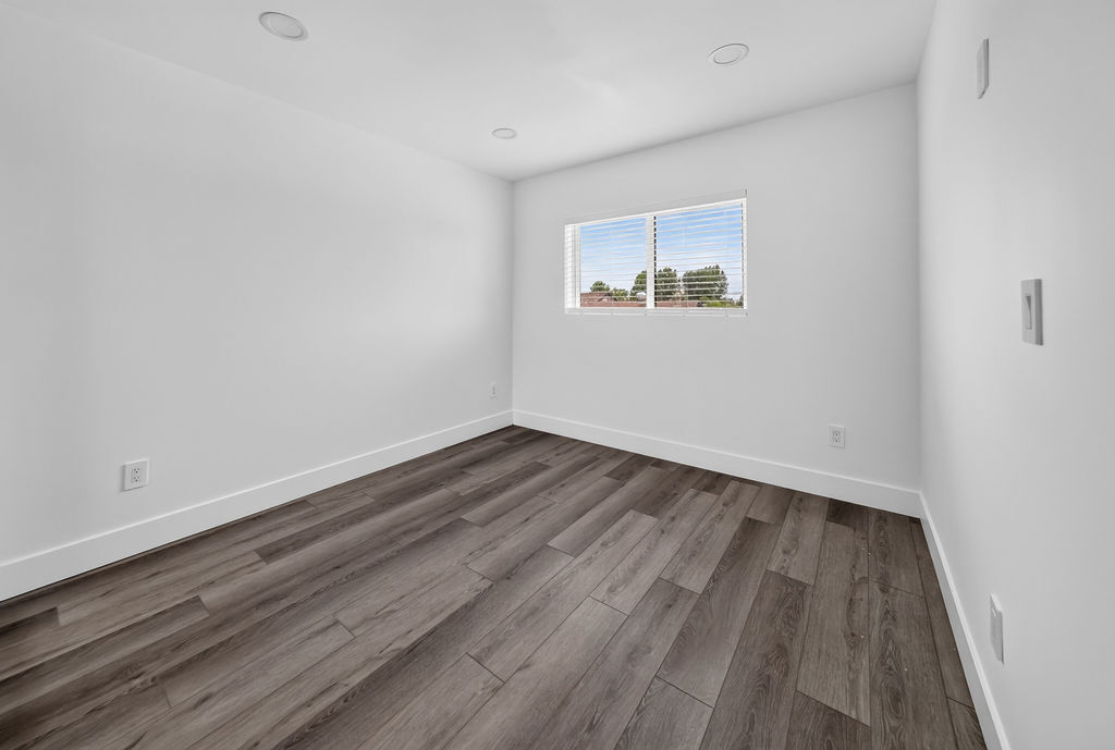 Building Photo - 9614 Bartee Ave