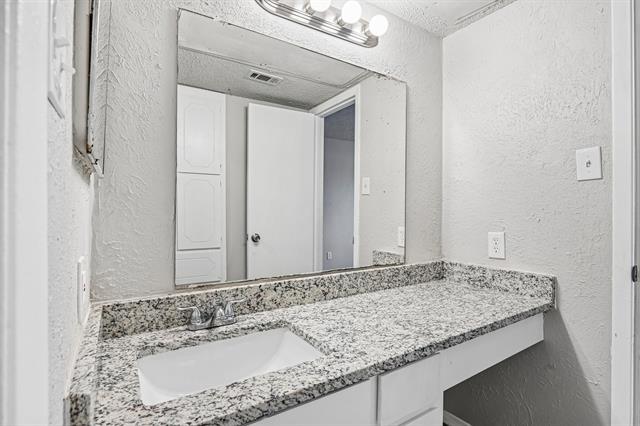 Building Photo - 5534 Boca Raton Blvd