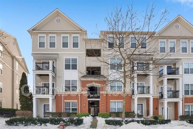 Building Photo - 11375 Aristotle Dr