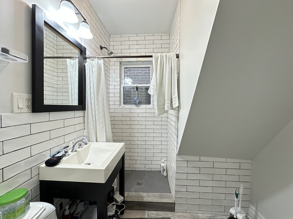 Building Photo - 720 N Elizabeth St