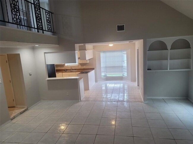 Building Photo - 10601 Sagewind Dr
