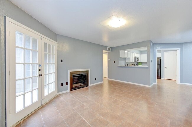 Building Photo - 12500 Sandpiper Dr