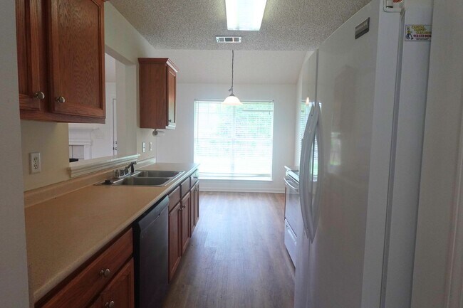 Building Photo - Available Soon!