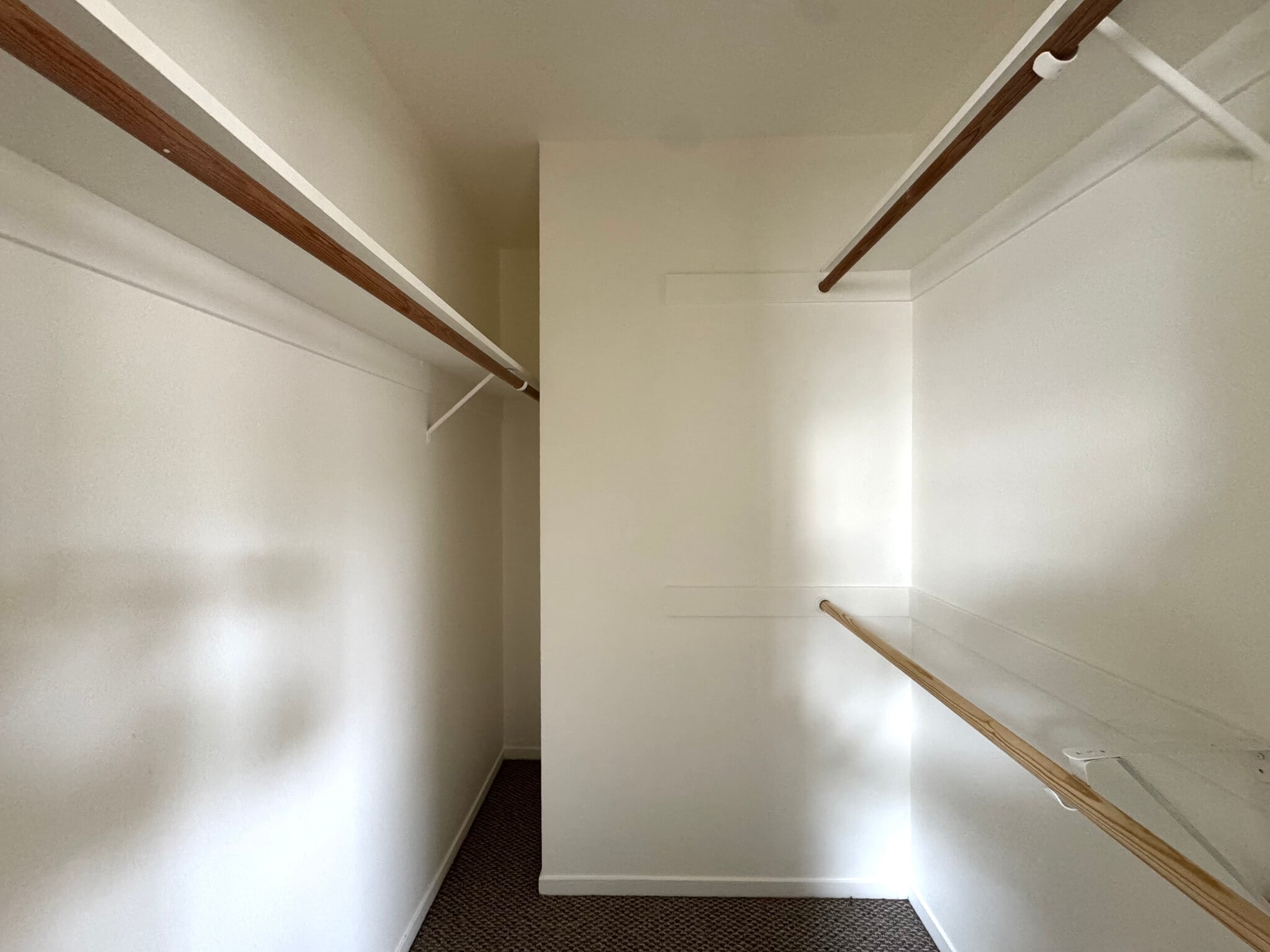 Master suite closet - 983 E Foxhill Dr