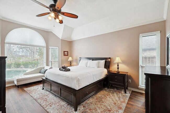 Building Photo - 2005 Glory Creek Cir