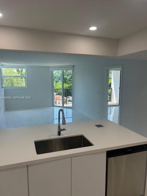 Building Photo - 55 Ocean Ln Dr