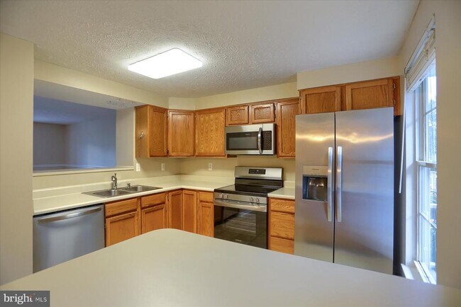 Building Photo - 437 Ashton Ln
